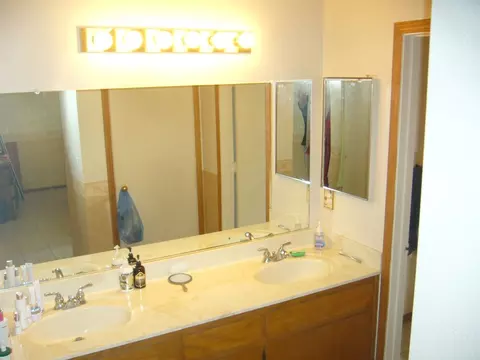 515 Vansicklen Way, Redding, CA 96003 photo 13
