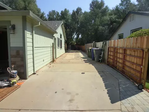 4369 Agnes May Dr, Redding, CA 96002 photo 14