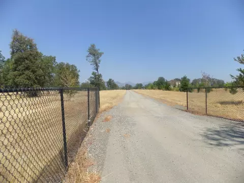 22262 Old Alturas Rd, Redding, CA 96003 photo 3
