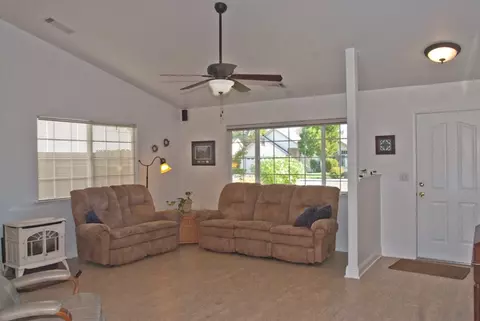 3374 Nathan Dr, Anderson, CA 96007 photo 3