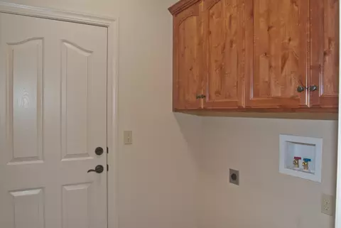 4264 Hazelwood, Redding, CA 96001 photo 16