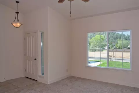 4264 Hazelwood, Redding, CA 96001 photo 3