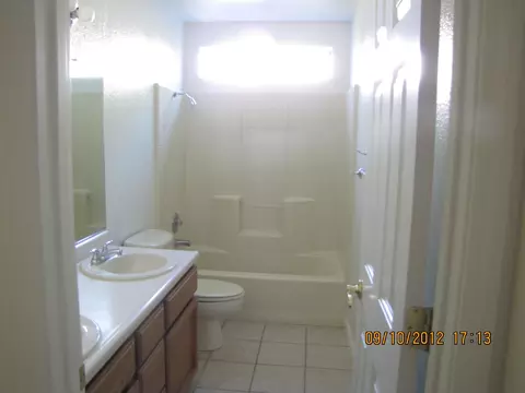 5784 Beaumont Dr, Redding, CA 96003 photo 4