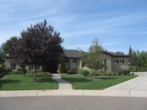 2726 Vermeer Pl, Redding, CA 96002 photo 9