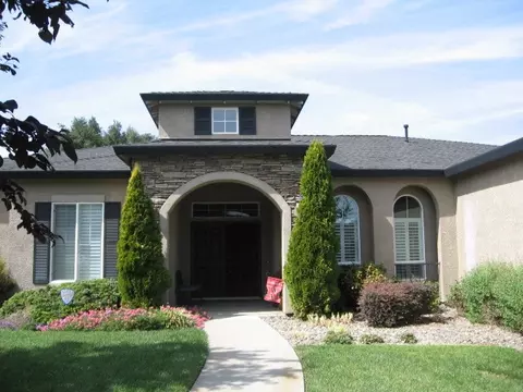 2726 Vermeer Pl, Redding, CA 96002 photo 12