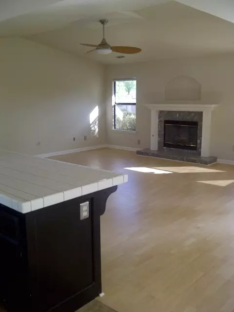 3045 Stonecrest Pl, Redding, CA 96001 photo 3