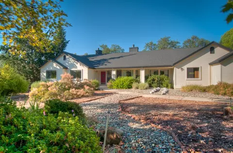8808 Goldstone Ln, Redding, CA 96001 photo 37