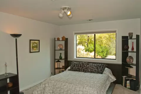 8808 Goldstone Ln, Redding, CA 96001 photo 18