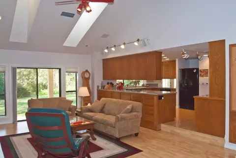 8808 Goldstone Ln, Redding, CA 96001 photo 16