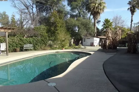 540 Gary Ct, Redding, CA 96002 photo 22