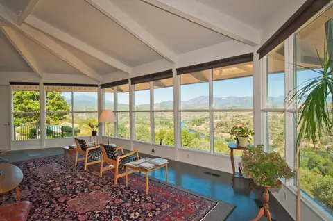 800 Hallmark Dr, Redding, CA 96001 photo 2