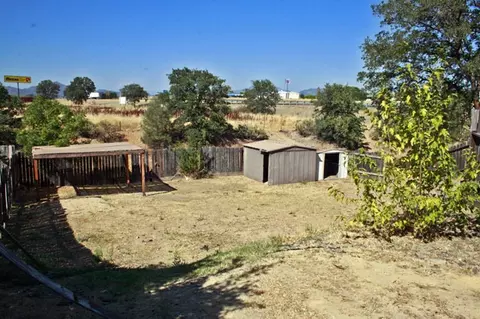 5496 Midway Dr, Redding, CA 96003 photo 3