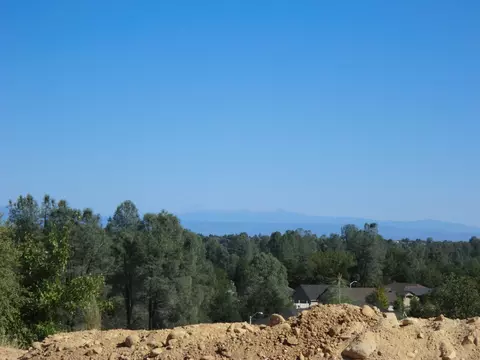 2195 Terra Nova Dr, Redding, CA 96003 photo 2