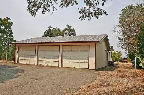 25104 Reynolds Rd, Fall River Mills, CA 96028 photo 3
