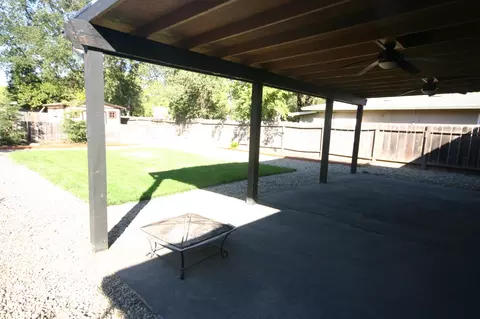 730 Gold St, Redding, CA 96001 photo 8