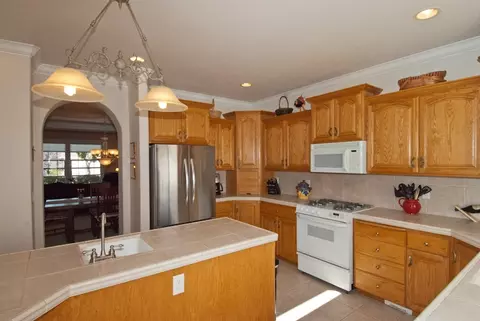 3225 Misty Glen Dr, Redding, CA 96001 photo 6