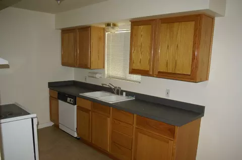 766 Musick Ave, Red Bluff, CA 96080 photo 4