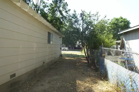766 Musick Ave, Red Bluff, CA 96080 photo 14