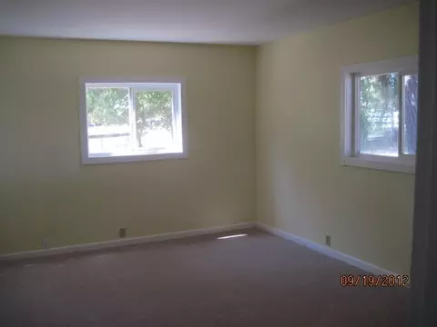 19705 Valley Ln, Redding, CA 96002 photo 6