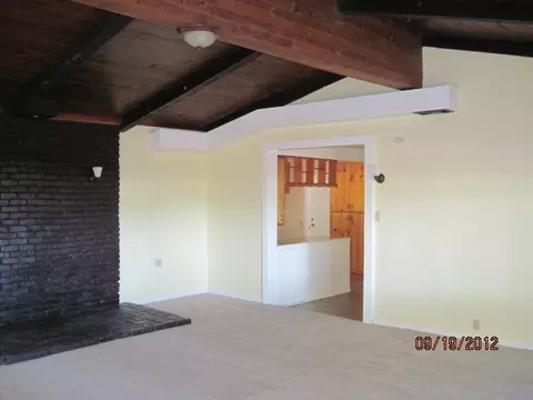 19705 Valley Ln, Redding, CA 96002 photo 2