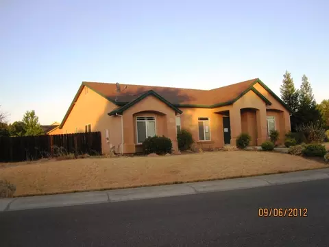 3397 Heritagetown Dr, Redding, CA 96002 photo 1
