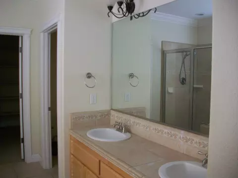 1222 Bonhurst Dr, Redding, CA 96003 photo 9