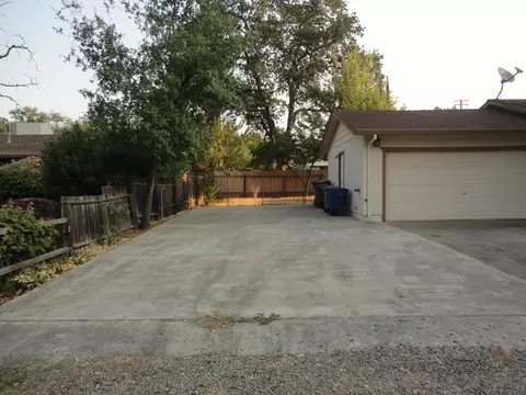 2250 Victor Ave, Redding, CA 96002 photo 12