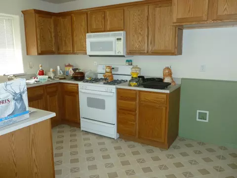 3379 Nathan Dr, Anderson, CA 96007 photo 4