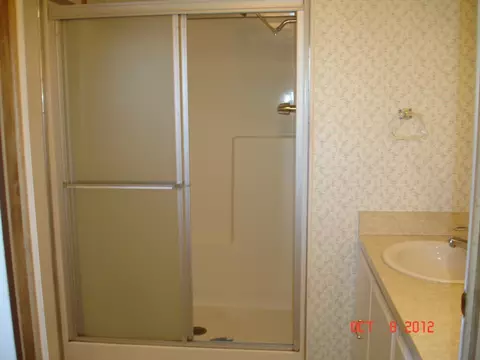 370 Logwood Dr Sp #221, Redding, CA 96003 photo 6