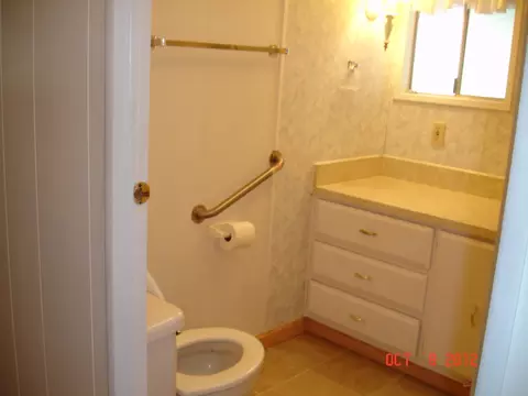 370 Logwood Dr Sp #221, Redding, CA 96003 photo 8