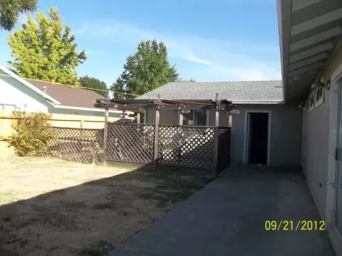 2700 Limestone Ct, Anderson, CA 96007 photo 2