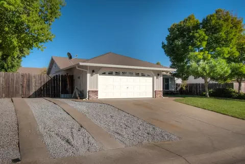 1537 Purple Way, Redding, CA 96003 photo 3