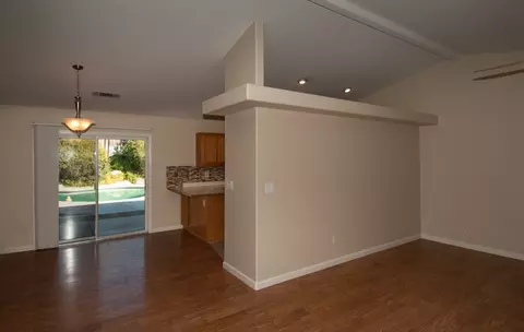 1537 Purple Way, Redding, CA 96003 photo 10