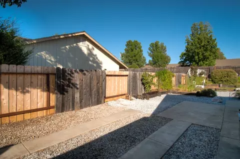 1537 Purple Way, Redding, CA 96003 photo 33