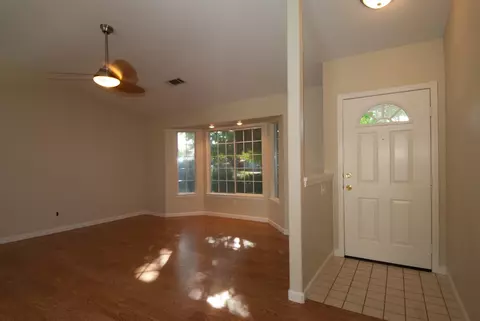 1537 Purple Way, Redding, CA 96003 photo 6