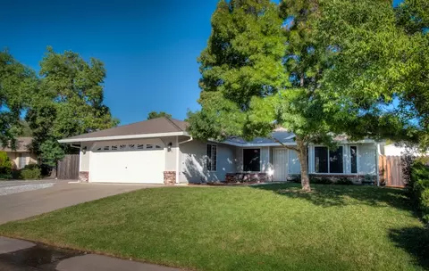 1537 Purple Way, Redding, CA 96003 photo 1