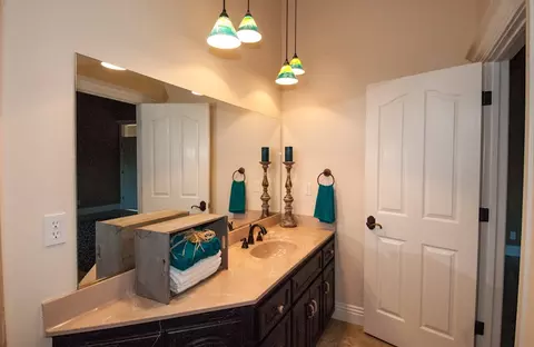 15771 Sol Semete Trl, Redding, CA 96001 photo 22