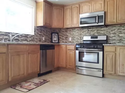 19778 Sweetwater Trl, Redding, CA 96003 photo 3