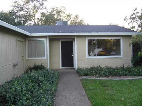3756 Sunwood, Redding, CA 96002 photo 2