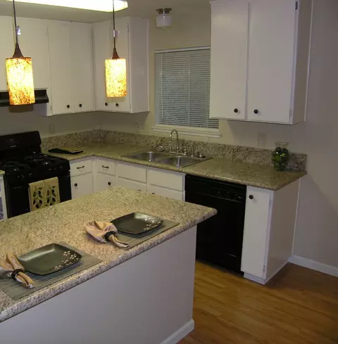 3756 Sunwood, Redding, CA 96002 photo 5