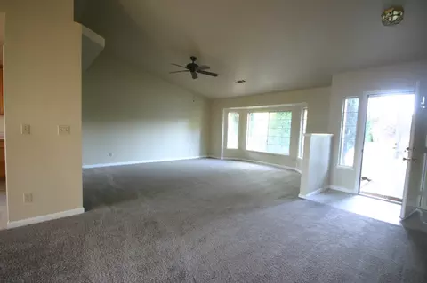 3505 Bridger Dr, Redding, CA 96002 photo 2