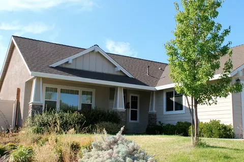 967 Leisha Ln, Redding, CA 96001 photo 2
