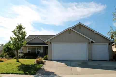 967 Leisha Ln, Redding, CA 96001 photo 4
