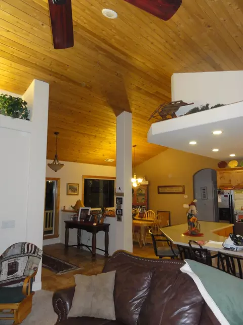 15595 China Rapids Dr, Red Bluff, CA 96080 photo 10