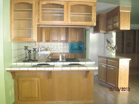 270 Newport Dr, Redding, CA 96001 photo 10