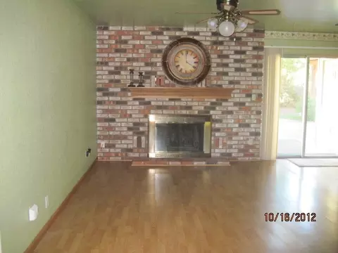 270 Newport Dr, Redding, CA 96001 photo 3