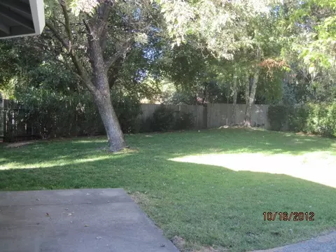 270 Newport Dr, Redding, CA 96001 photo 14