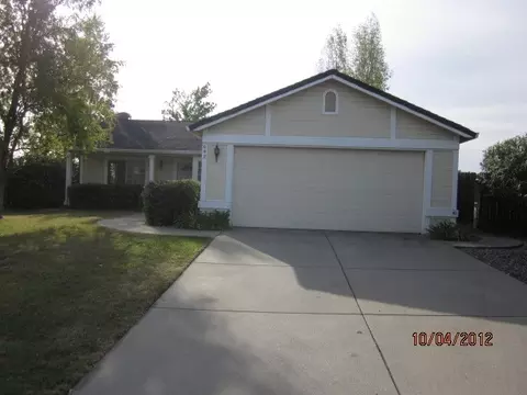 642 Springer Dr, Redding, CA 96002 photo 1