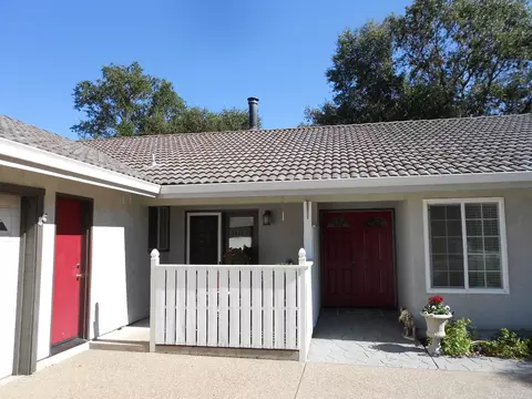 6411 Lucerne Ct, Redding, CA 96001 photo 2