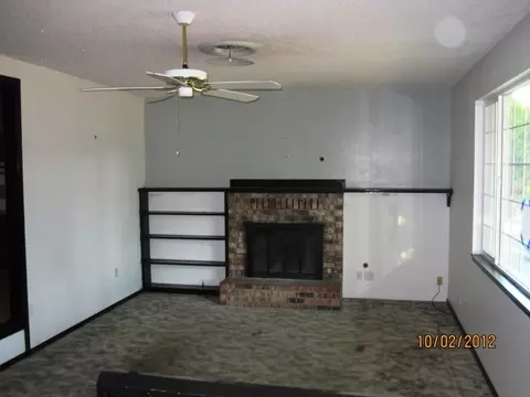 622 Terrace Dr, Redding, CA 96002 photo 4